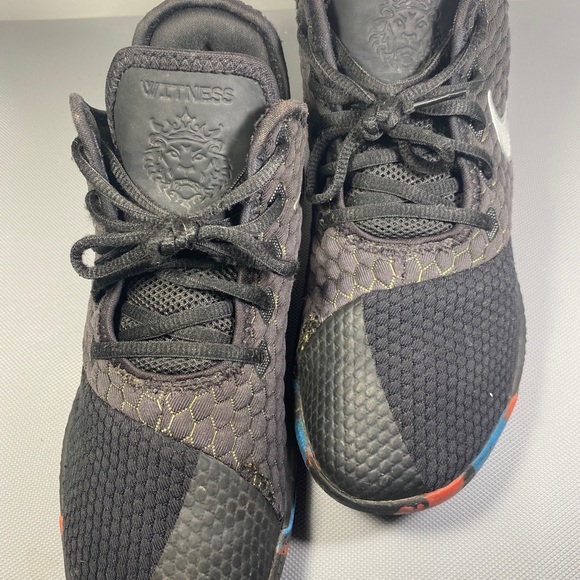 NIKE AIR LEBRON JAMES WITNESS III SHOES SIZE 7 MENS BLACK SILVER A04433-009, A37 - Picture 3 of 7